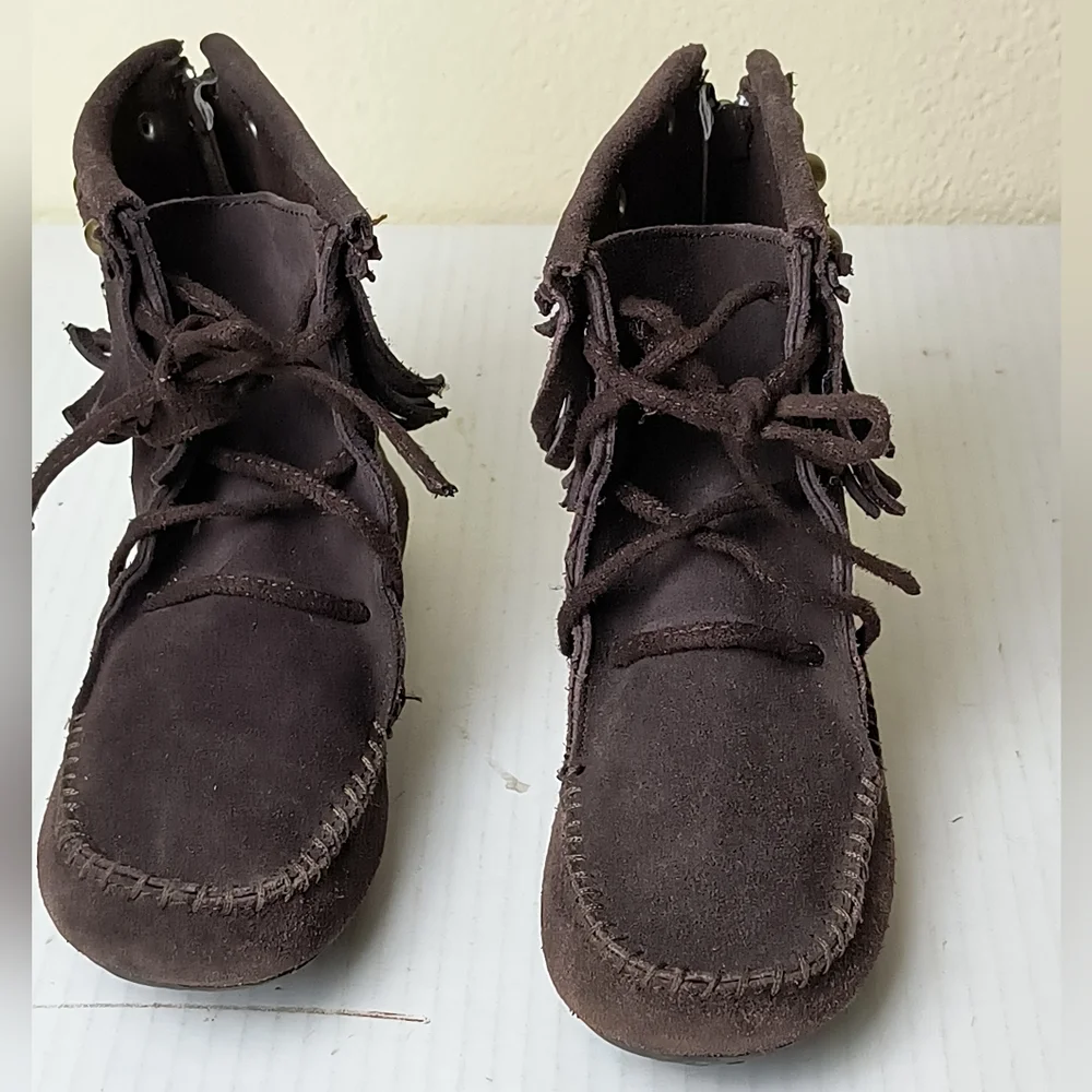Circo Brown Little Girl Size 13 Moccasins with Fringe Suede